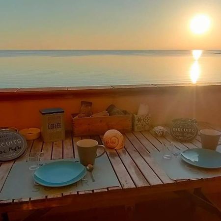 Апартаменты La Casa Dell'Alba Марцамеми Экстерьер фото